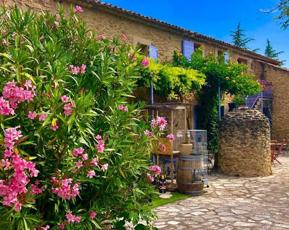 Апартаменты Bastide Du Buou Puyvert Экстерьер фото